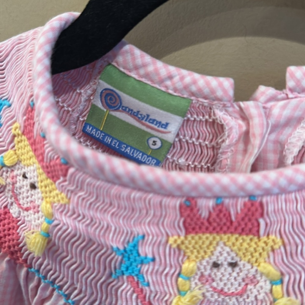 Candyland smocked pink princess dress - Picture 3 of 4